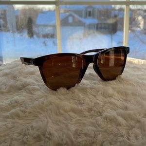 Womens Moonlighter Oakley Sunglasses